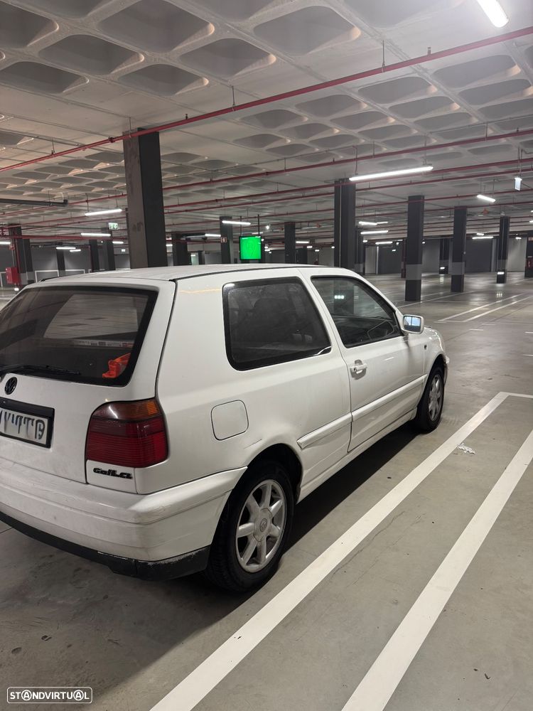 VW Golf 1.9 D CL - 4