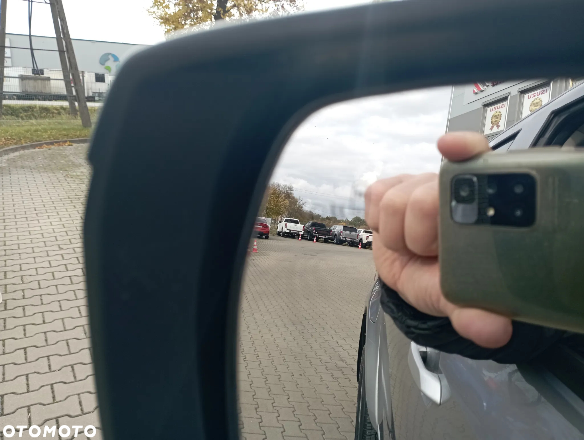 Isuzu D-Max 1.9 DC LS - 27