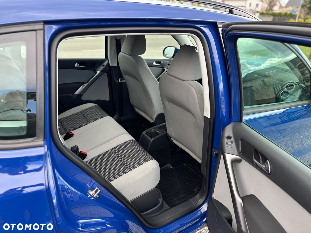 Volkswagen Tiguan - 12
