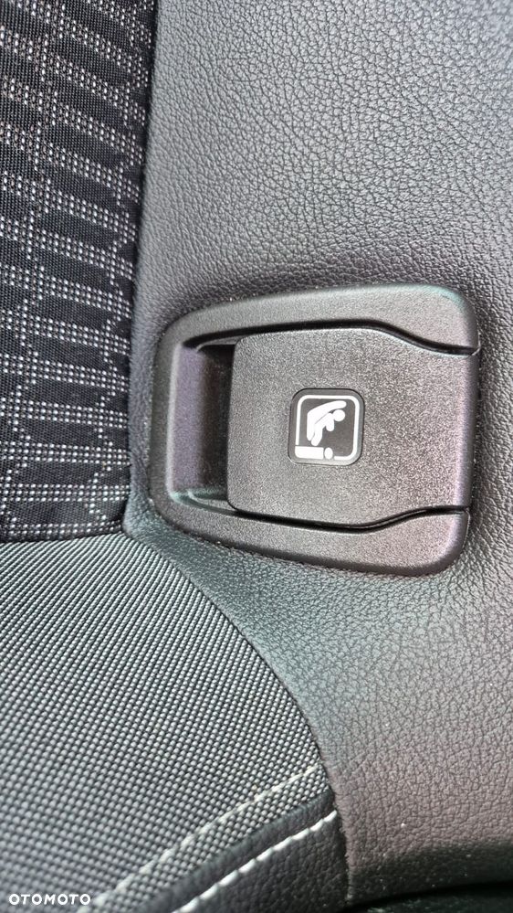 Opel Astra 1.5 D Start/Stop Automatik 2020 - 22