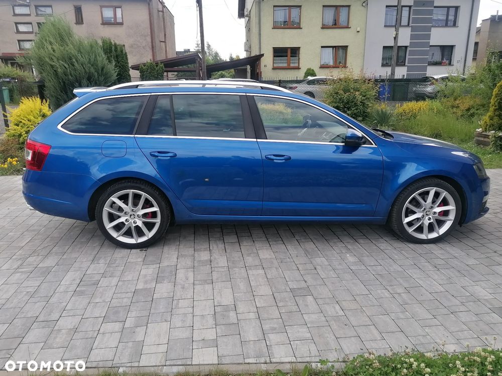 Skoda Octavia 2.0 TDI (Green tec) DSG RS - 3