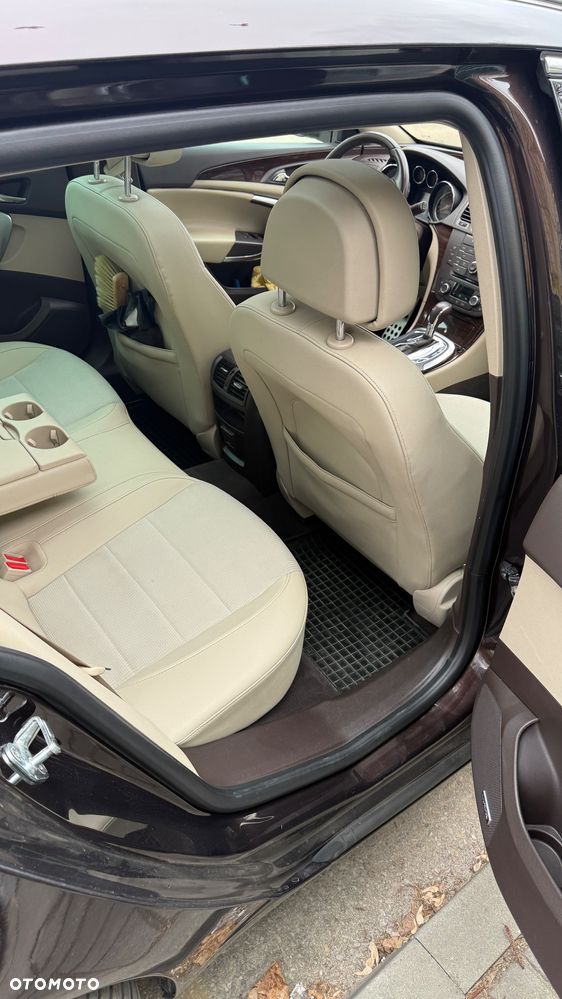 Opel Insignia 2.0 T Cosmo - 14