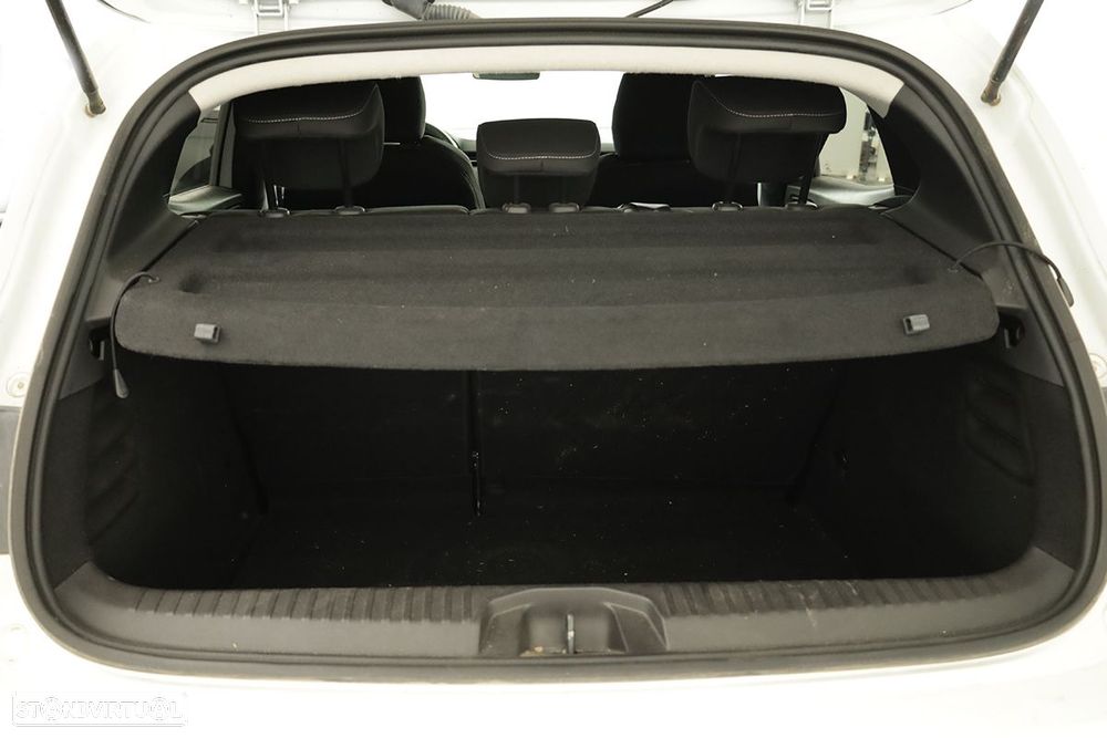 Renault Clio 1.0 TCe Evolution - 22