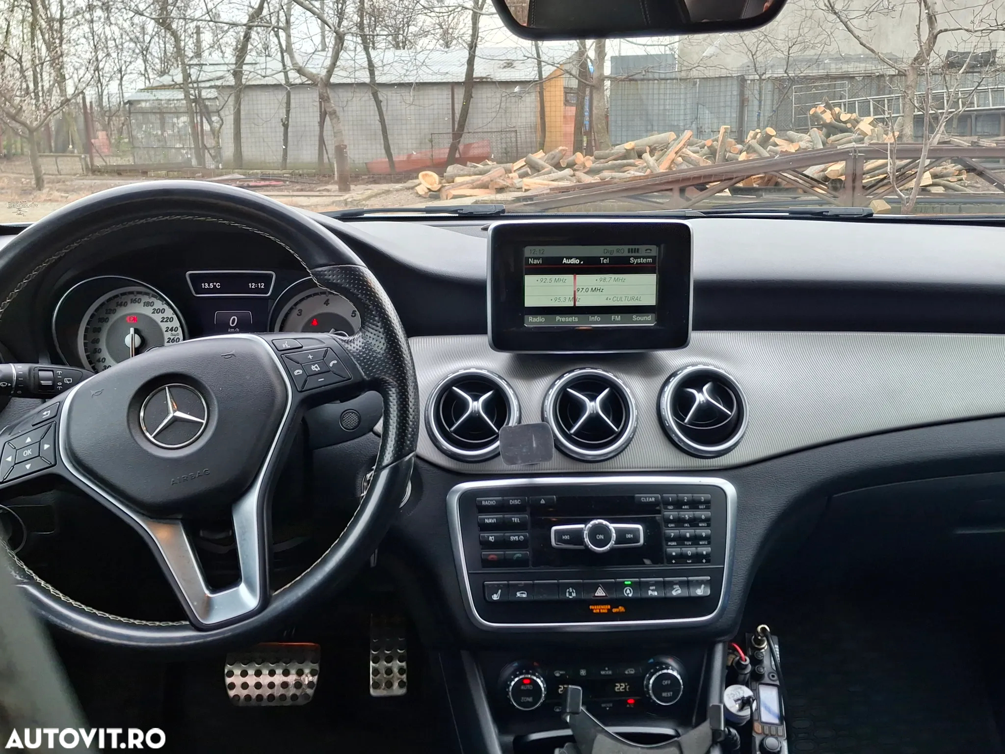 Mercedes-Benz GLA 200 d 4MATIC Aut. - 4