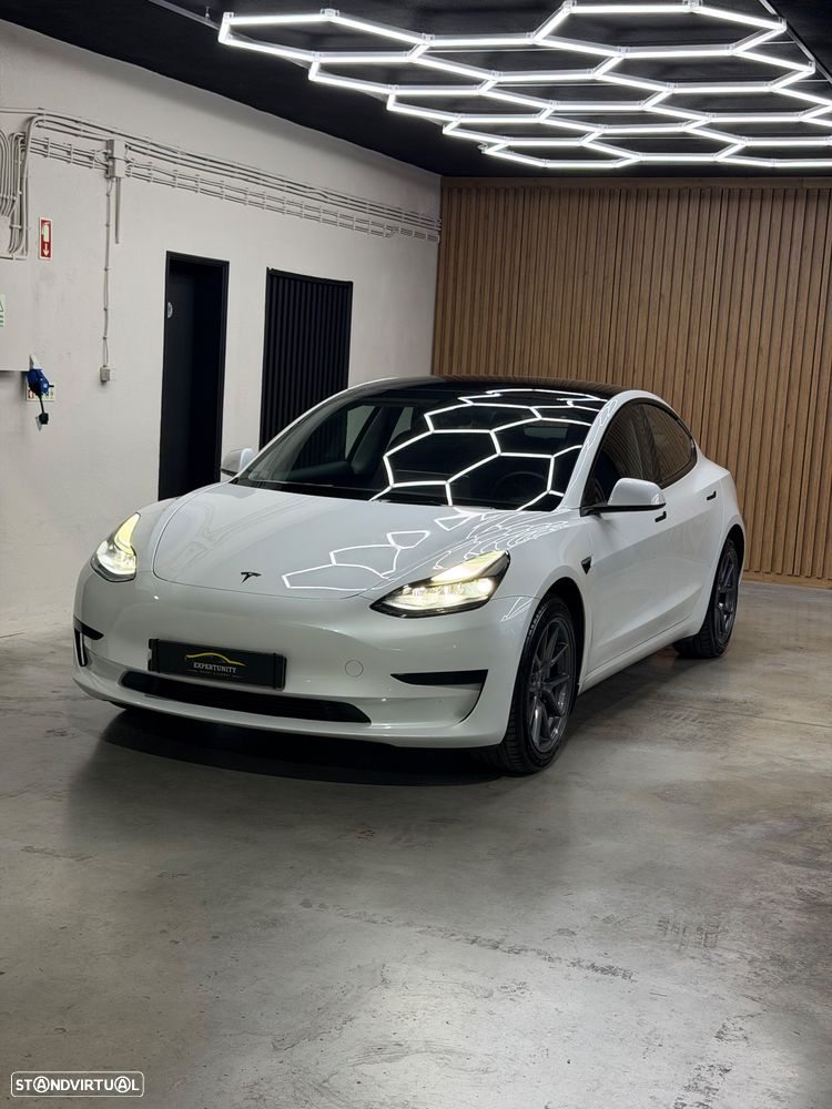 Tesla Model 3 Standard RWD - 3