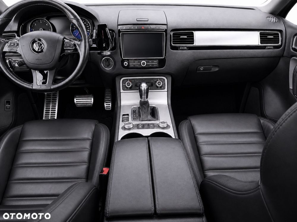 Volkswagen Touareg 3.0 V6 TDI BMT Business Line - 9