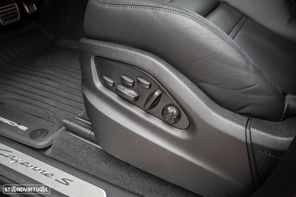 Porsche Cayenne Coupé S E-Hybrid - 12