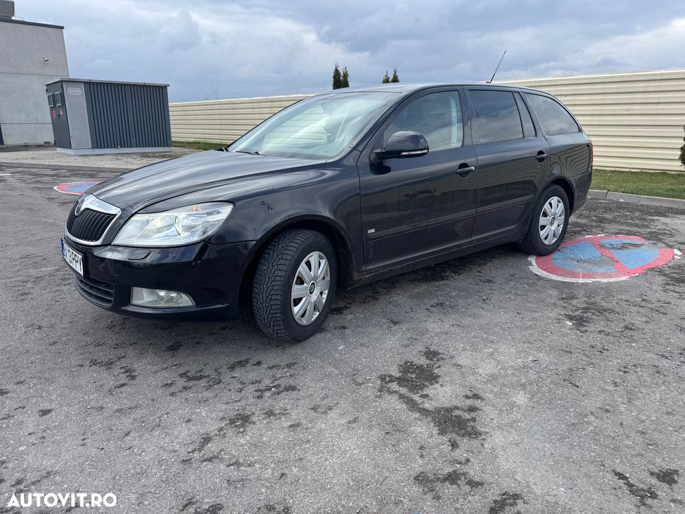 Skoda Octavia 2.0 TDI Laurin Klement DSG - 3