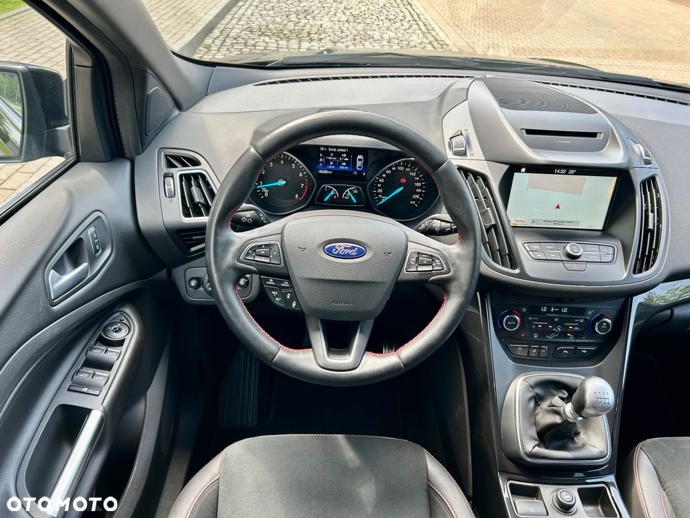 Ford Kuga 1.5 EcoBoost 2x4 Titanium - 26