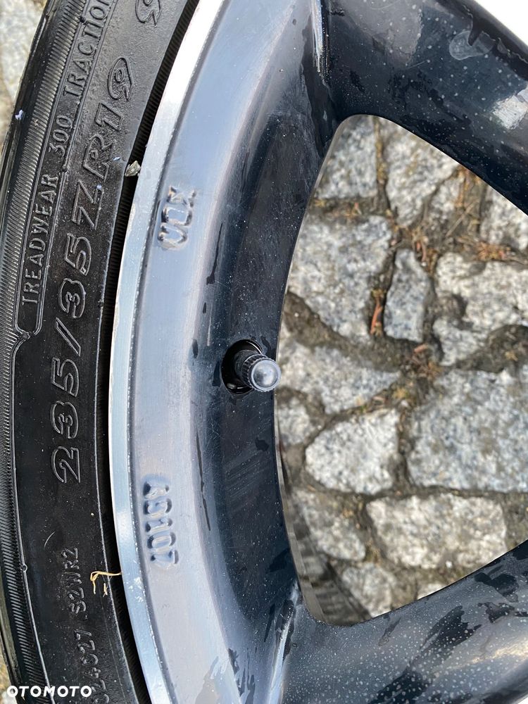 Felga Aluminiowa Audi A4 KBA 45107 8Jx19 ET-30 5x112 - 2