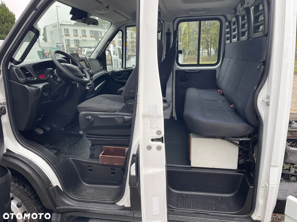 Iveco Daily 70C18 Pomoc drogowa Laweta 2017r - 14