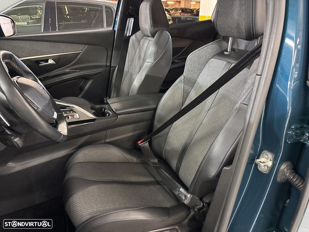 Peugeot 3008 1.5 BlueHDi Allure Pack EAT8 - 5