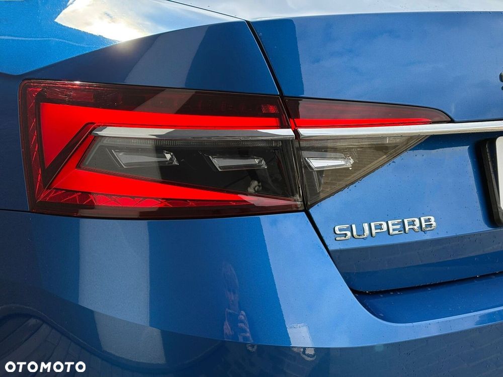 Skoda Superb 2.0 TSI Ambition DSG - 17