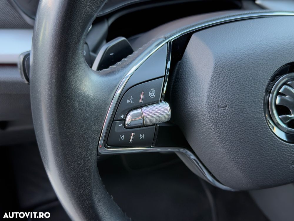 Skoda Octavia 2.0 TDI DSG Exclusive - 11