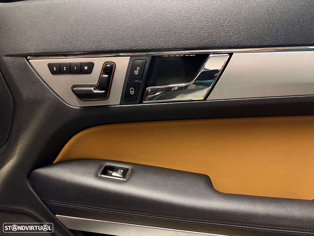 Mercedes-Benz E 250 CGi Elegance BE Auto - 17