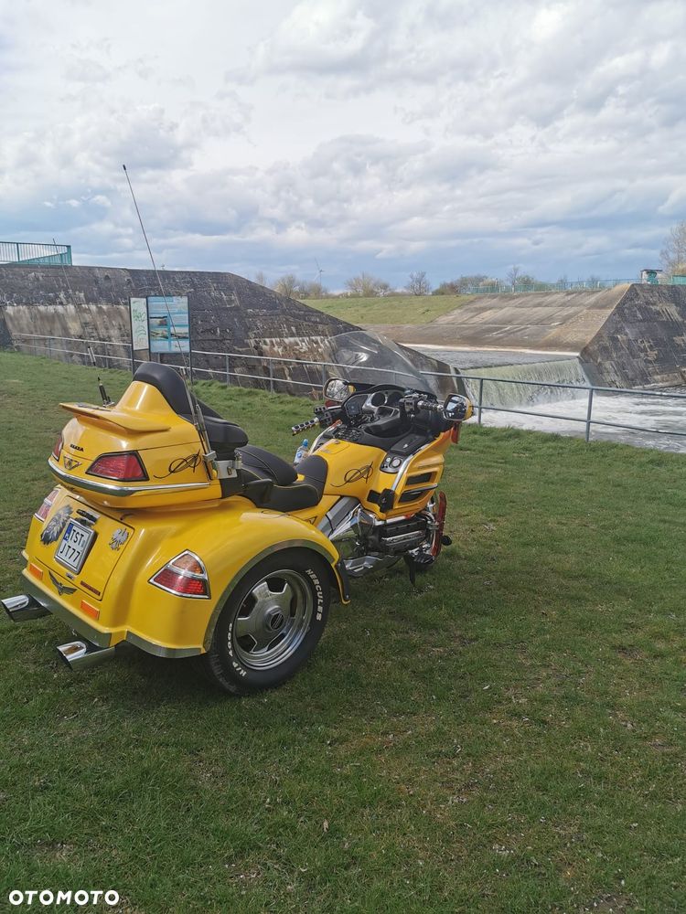 Honda GL - 11