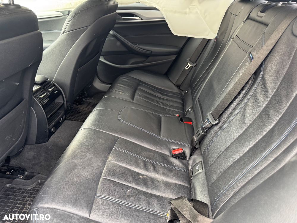 BMW Seria 5 530d xDrive Aut. - 17