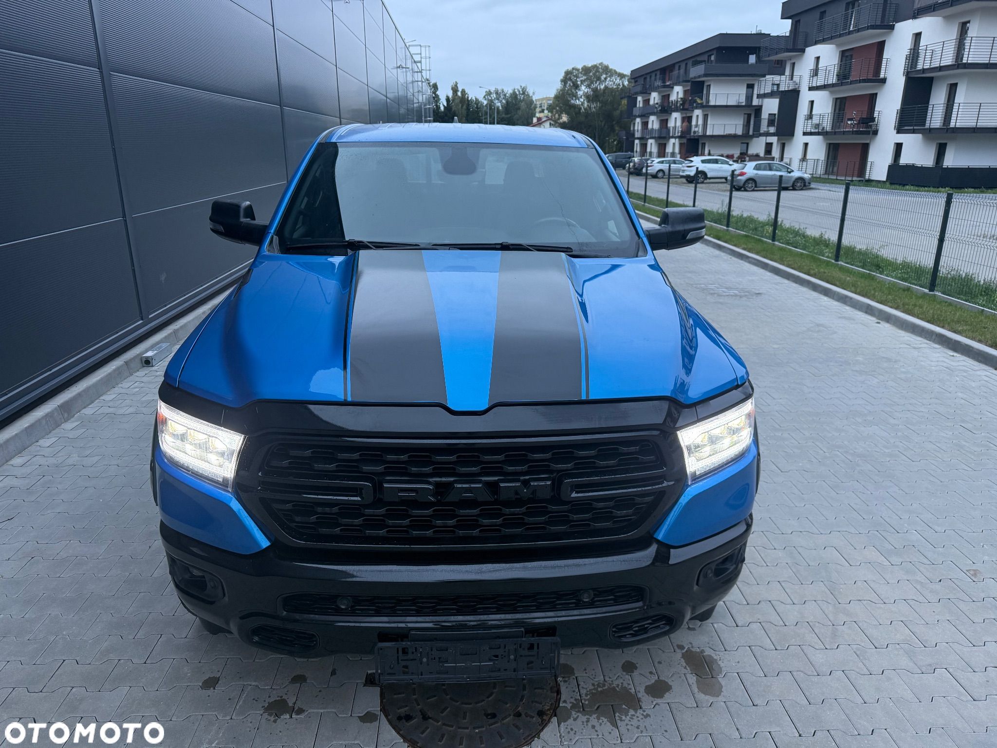 Dodge RAM 1500 5.7 4x4 - 1