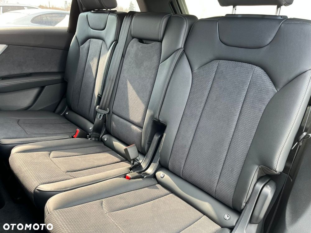 Audi Q7 - 14