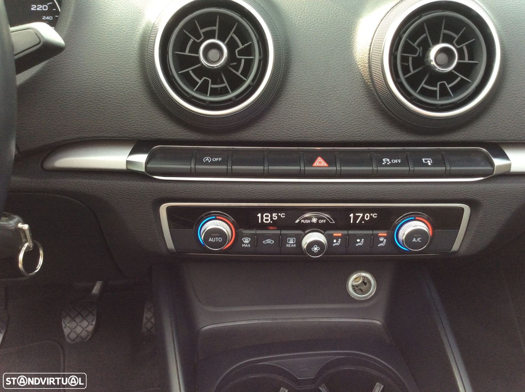 Audi A3 Cabrio 1.6 TDi Sport - 33
