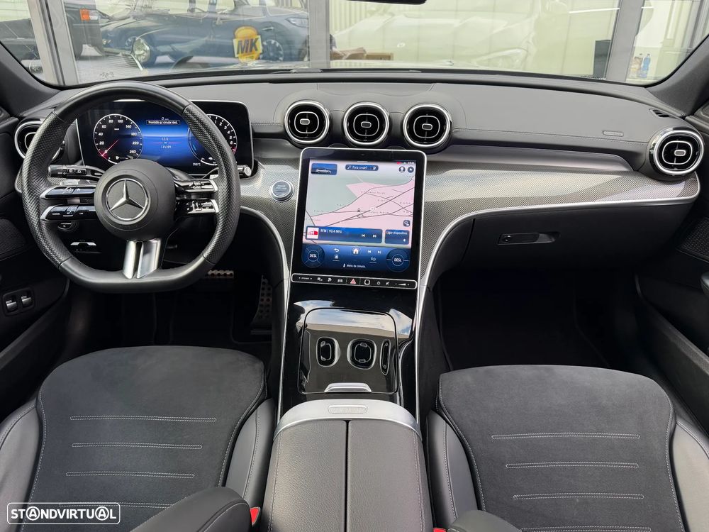 Mercedes-Benz C 300 e T 9G-TRONIC AMG Line - 12