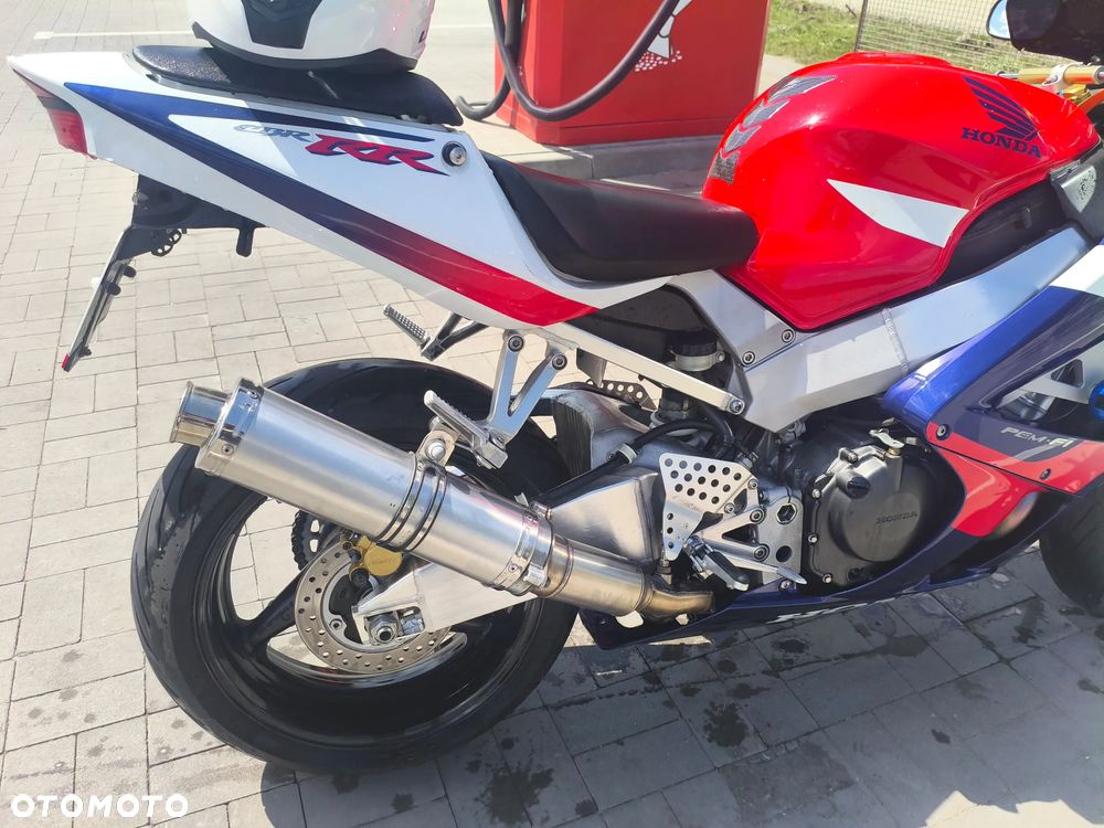 Honda CBR - 13