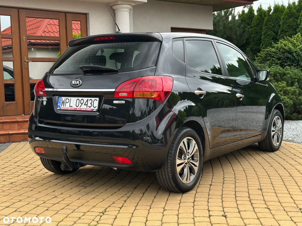 Kia Venga - 13