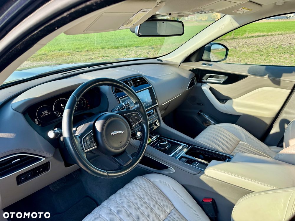 Jaguar F-Pace 20d AWD Pure - 30