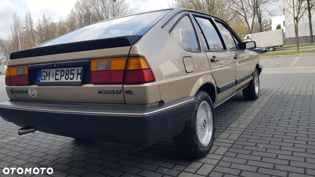 Volkswagen Passat 1.6 / 1.6 C D - 16