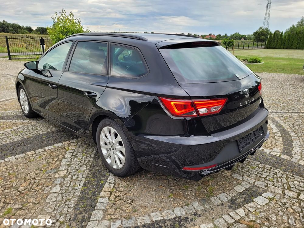 Seat Leon 2.0 TDI DPF FR Black Matt Edition - 24