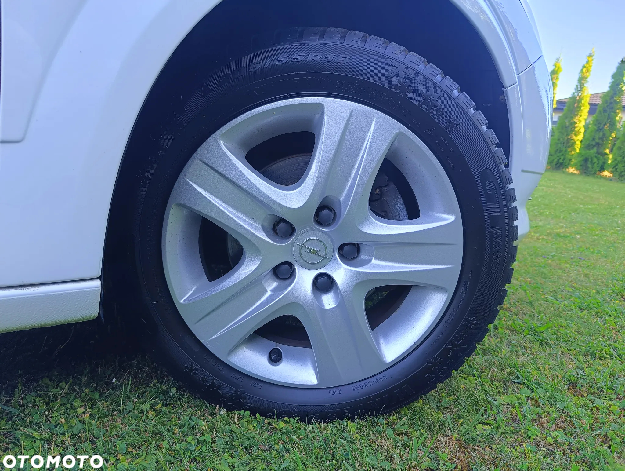 Opel Astra GTC 1.6 Easytronic Edition - 20