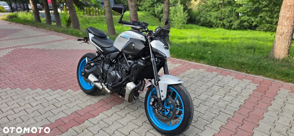 Yamaha MT - 9