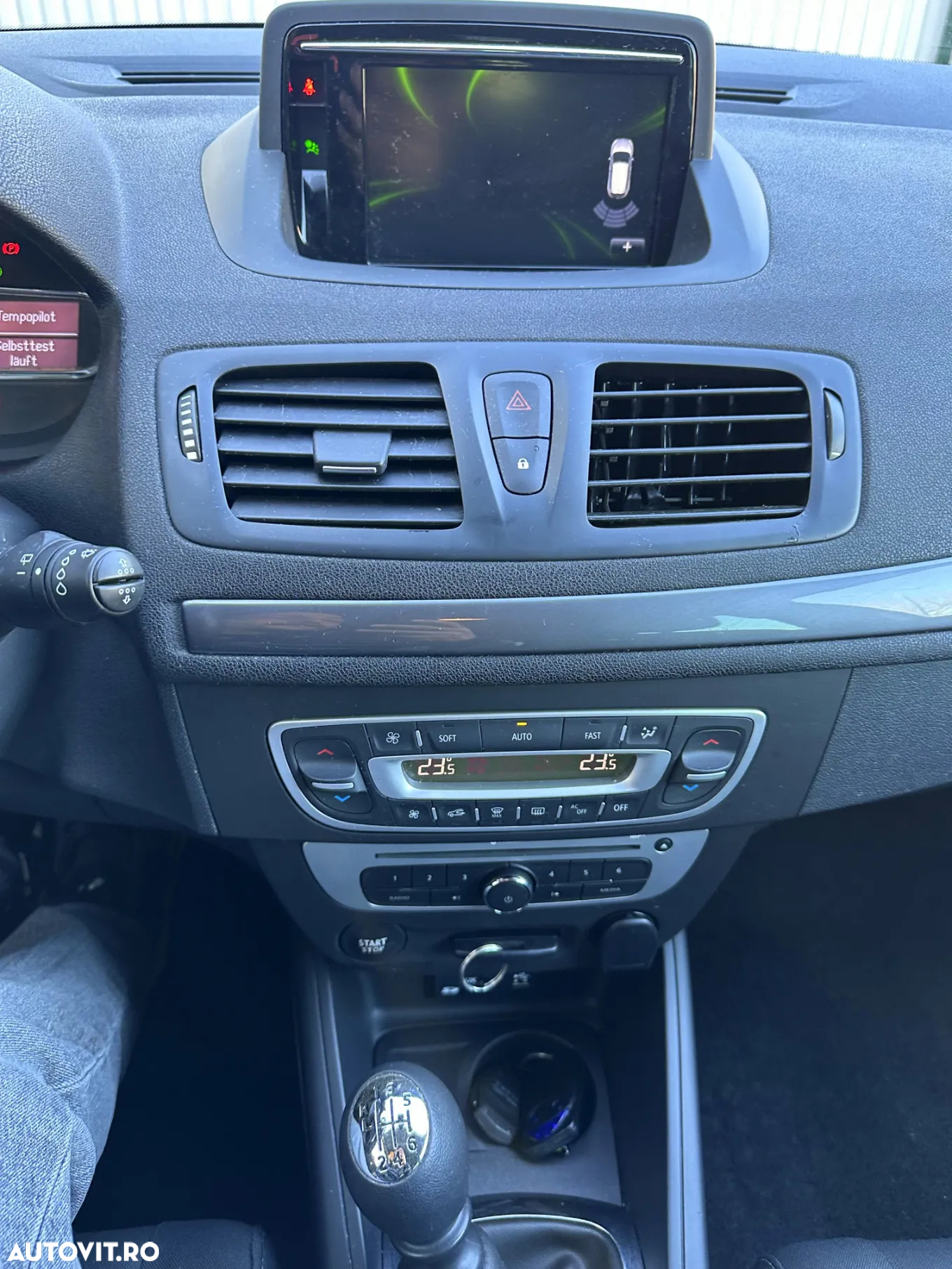 Renault Megane dCi 110 FAP LIMITED - 23