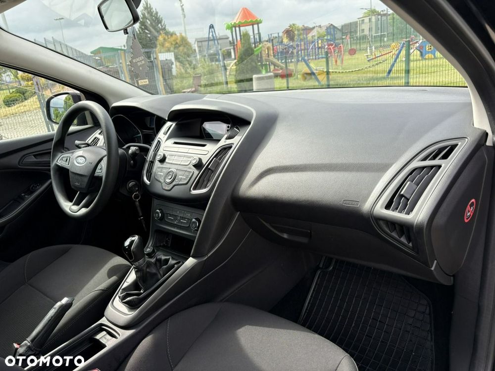 Ford Focus - 14