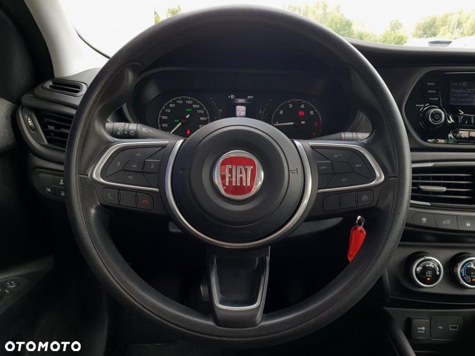 Fiat Tipo - 12