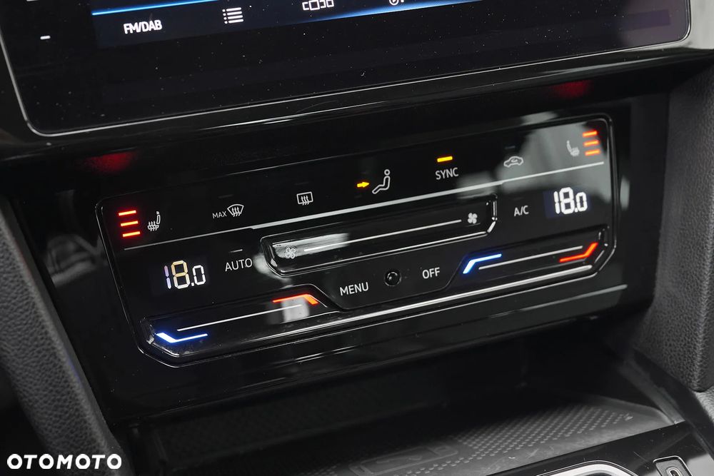 Volkswagen Passat - 7