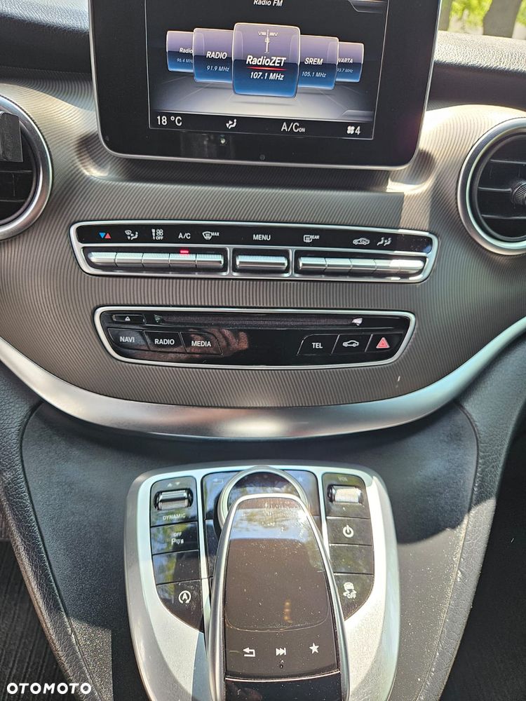 Mercedes-Benz Klasa V 250 (BlueTEC) d extralang 4Matic 7G-TRONIC - 25