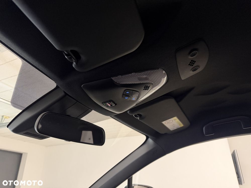 Toyota C-HR Flow - 11