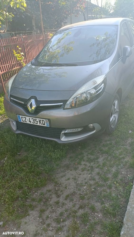 Renault Scenic - 1