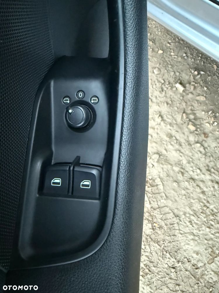 Audi A3 3-drzwiowe 2.0 TDI Ambition - 10