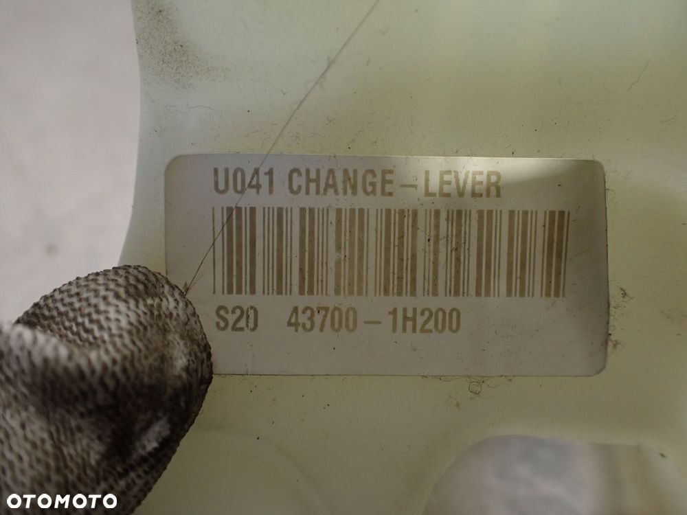 WYBIERAK BIEGÓW KIA CEED - 6