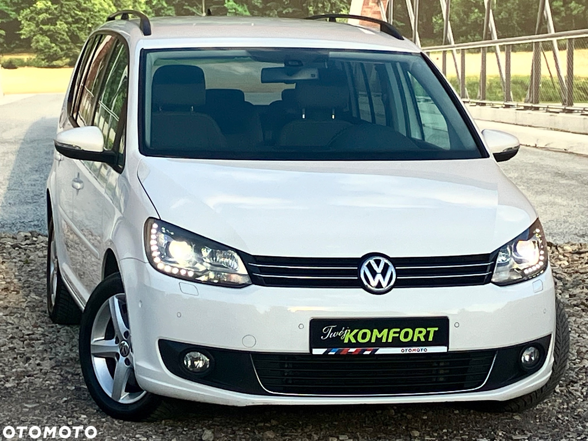 Volkswagen Touran 1.4 TSI DSG Highline - 9