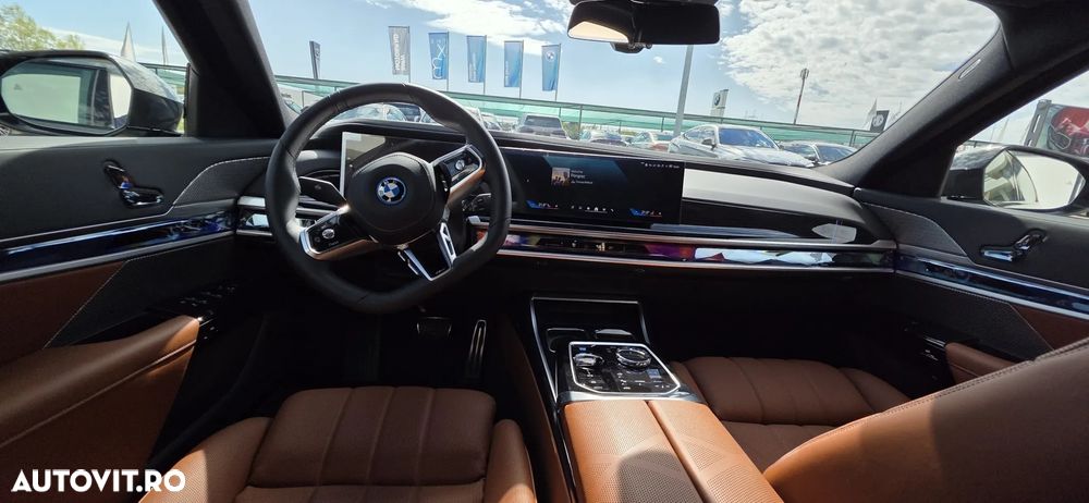 BMW i7 xDrive60 - 8