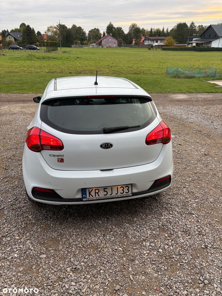 Kia Ceed - 21