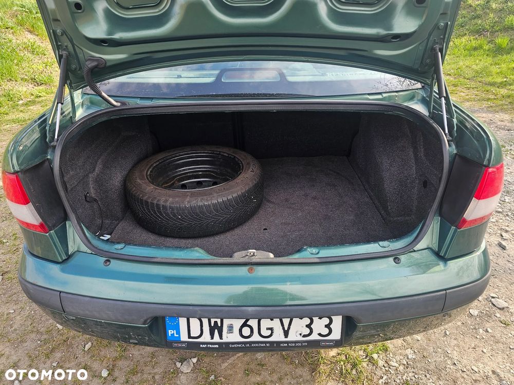 Renault Megane 1.6 - 19