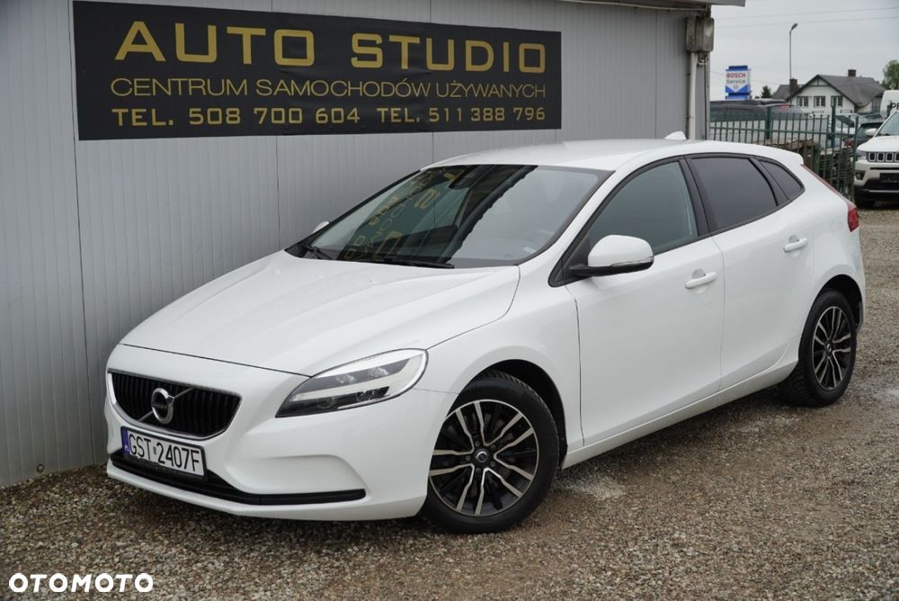 Volvo V40 T2 Geartronic Momentum - 37
