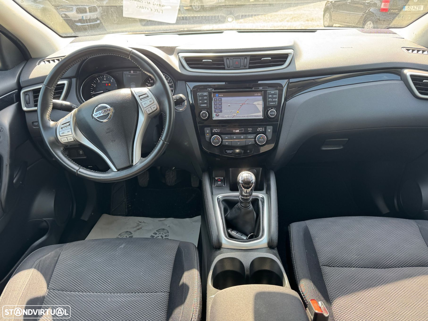 Nissan Qashqai 1.2 DIG-T N-Connecta 18 - 7