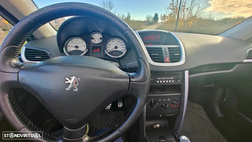 Peugeot 207 CC 1.6 HDi FAP Sport - 12