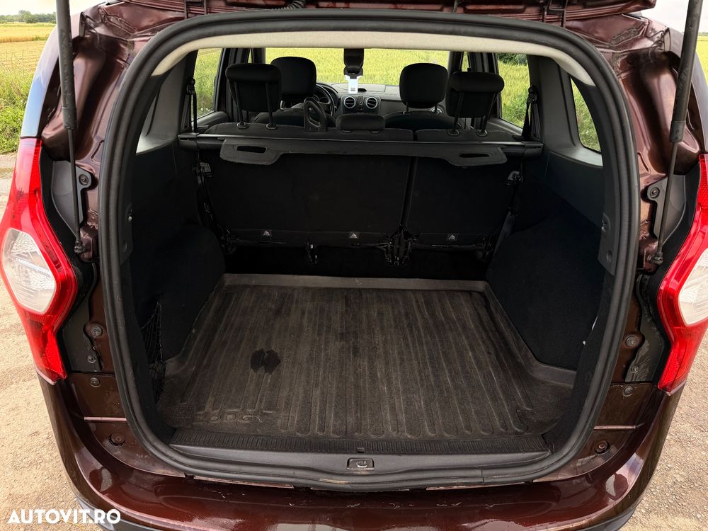 Dacia Lodgy 1.5 dCi 109 CP Stepway - 9