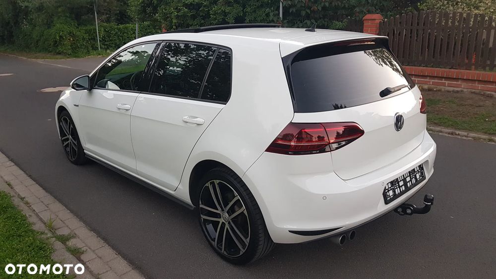 Volkswagen Golf - 11